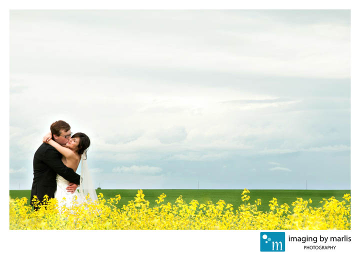 Happy First Anniversary Jillian & Derek! | Saskatchewan Wedding Photography